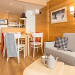 Pierre & Aconit 3*