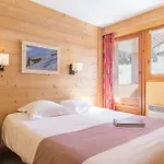 Pierre & Aconit 3*